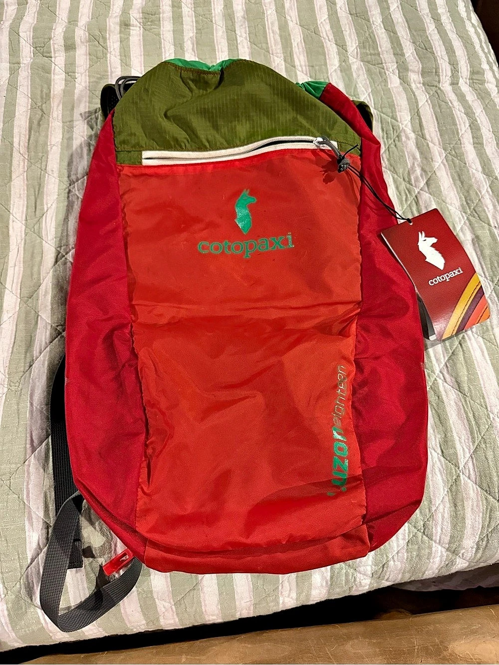Cotopaxi Luzon 24L Colorblock Backpack Red & Green NWT